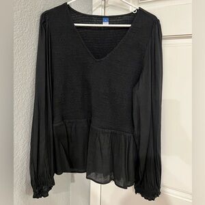 Old Navy cute smocked peplum blouse